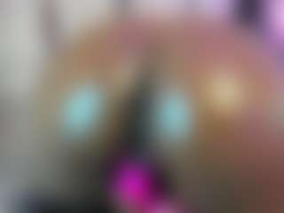 Live cam show with SophiaScottX - Black Squirt on TottyGirls