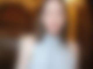 Live cam show with CarliGlendenning - MILF on crypto-cams
