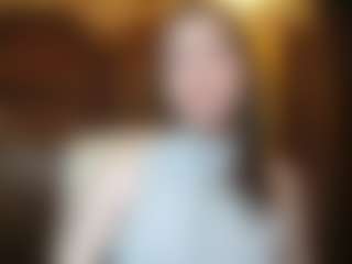 CarliGlendenning MILF webcam performer live streaming
