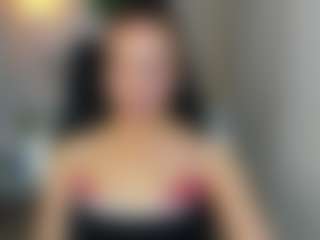 Live cam show with Catherine - Camel Toe on realtime-chat