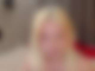 kikipeachhh's Live Sex Cam Show