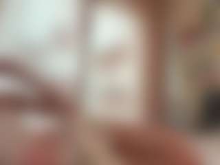 LuciWoolhouse MILF webcam performer live streaming