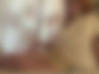 LuciWoolhouse MILF webcam performer live streaming