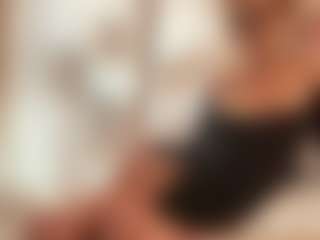 Live cam show with LuciWoolhouse - Drinking on Camsoda