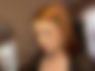 Live cam show with LuciWoolhouse - Erotic Dance on Uber Horny