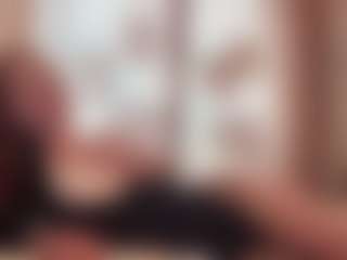 Live cam show with LuciWoolhouse - Big Tits on Mixed Magazine Live