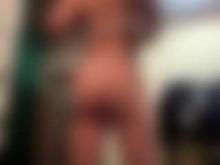 Live cam show with MarinaDicey - Green Eyes on xDating