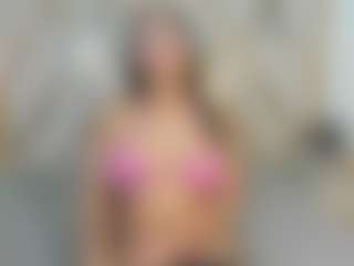 Live cam show with miitchasm - Striptease on chickslive.net