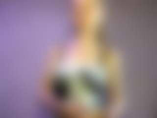 NickiePetrusky's Live Sex Cam Show