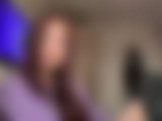 Live cam show with Kate - Black on StripNow