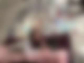Live cam show with Kate - College on Camsoda Late Night