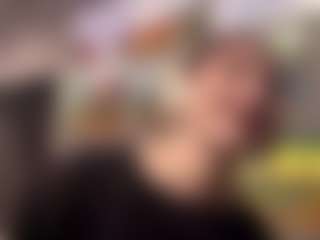 Live cam show with Kate - Green Eyes on CamwithHer