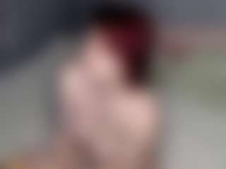 Red-RoxyFoxy's Live Sex Cam Show