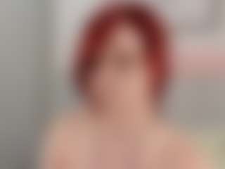Live cam show with Red-RoxyFoxy - Thick on Camiplay Live
