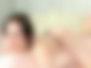 Live cam show with Red-RoxyFoxy - Role Play on milfzrlive.com