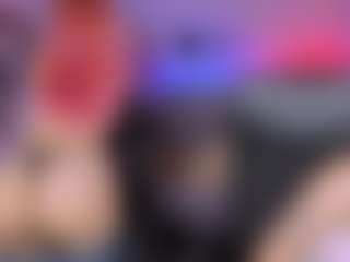 Live cam show with sabina-wul - Flashing on madthumbs