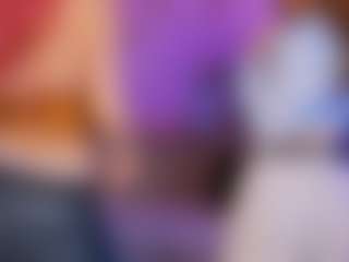 Live cam show with sabina-wul - Skinny on Milfs Live