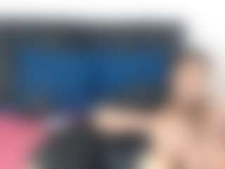 Live cam show with Tiarabae25 - New Blowjob on AdultVida.com