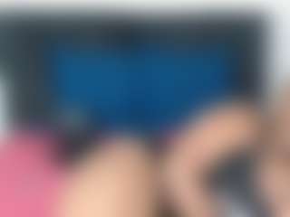 Live cam show with Tiarabae25 - Petite on xxxlivecams.org