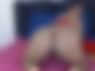 Tiarabae25's Live Sex Cam Show