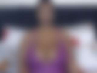 Tiarabae25's Live Sex Cam Show