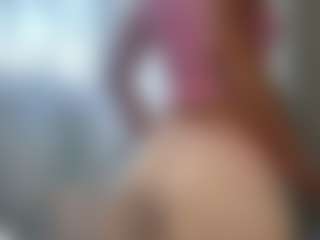 Live cam show with TrenaHerny - Thong on Camversity