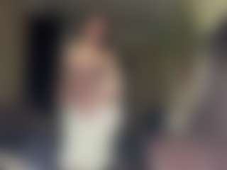 Live cam show with YadiraSwarm - Blowjob on Dolls Live