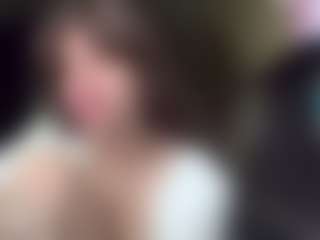 Live cam show with YadiraSwarm - Shaved Pussy on Mixed Magazine Live
