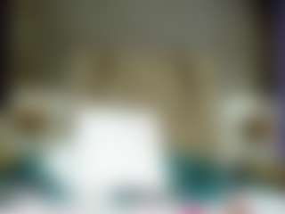 Live cam show with adhara-ruiz - Twerk on CamClone