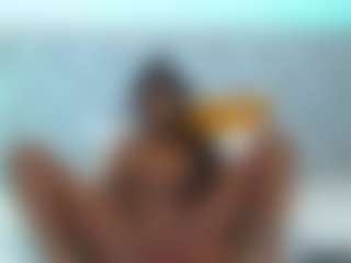 AmaraBennett's Live Sex Cam Show