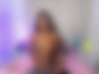 Live cam show with AmaraBennett - Ass Bouncing on Cam Slut