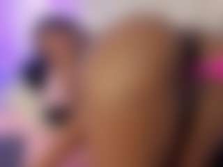Live cam show with AmaraBennett - Natural on Cam Slut