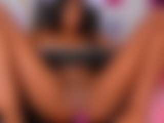 AmaraBennett's Live Sex Cam Show