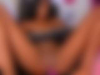 AmaraBennett's Live Sex Cam Show