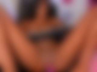AmaraBennett's Live Sex Cam Show