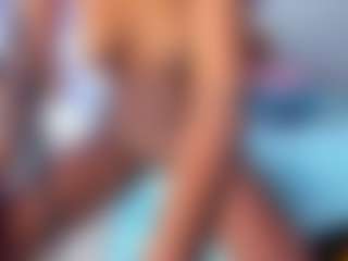 Live cam show with AmaraBennett - Striptease Teen (18+) on UwU Esports