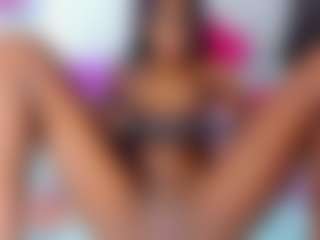 Live cam show with AmaraBennett - Teen (18+) on Camsoda