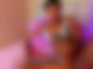 Live-camshow met AmaraBennett - Facial op Camsoda