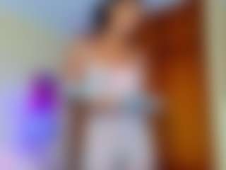 AmaraBennett's Live Sex Cam Show