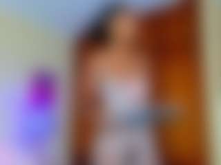 AmaraBennett's Live Sex Cam Show