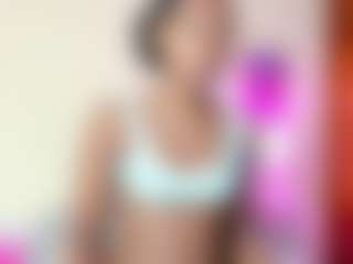 AmaraBennett's Live Sex Cam Show