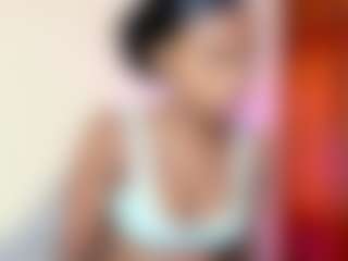 AmaraBennett's Live Sex Cam Show