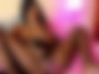 AmaraBennett's Live Sex Cam Show