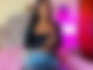 AmaraBennett's Live Sex Cam Show