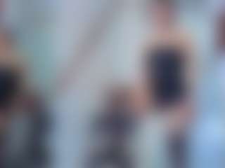 Live cam show with annylittle - Shower on Fit Hotties