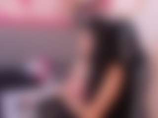 Live cam show with Ashleyyst - New Petite on Free Soda