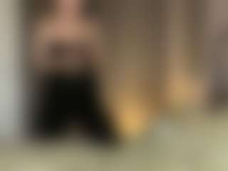 Live cam show with CtrlMeBaby - Brown Eyes on thefappeningchat.com