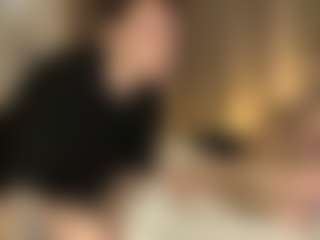 Live cam show with CtrlMeBaby - Tease on madthumbs