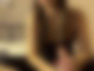 Live cam show with CtrlMeBaby - Skinny on Chatstar
