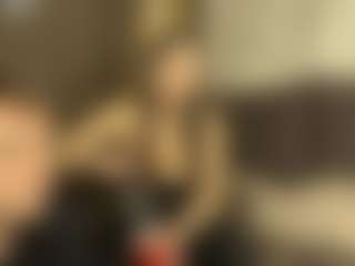 Live cam show with CtrlMeBaby - Brown Hair on CamClone